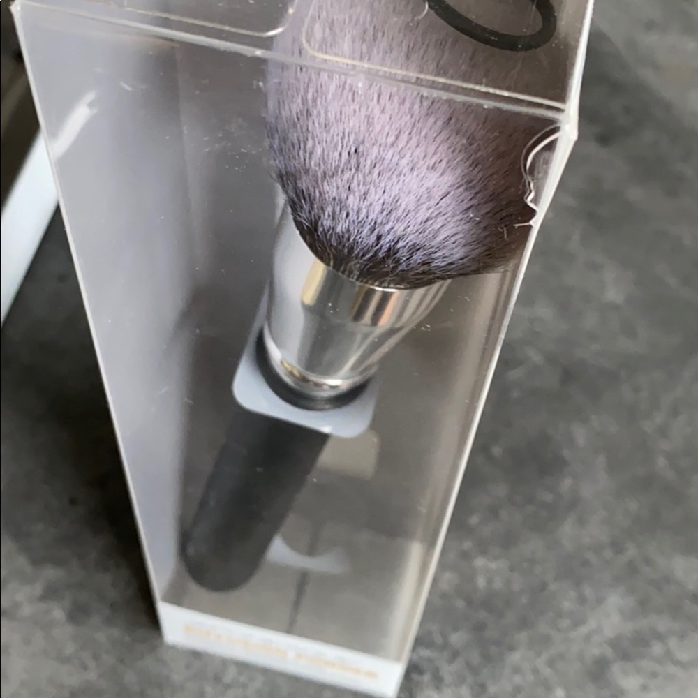 JAPONESQUE MAKEUP BRUSHES - Picture 5 of 7